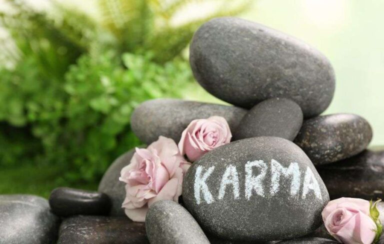 karma y dharma